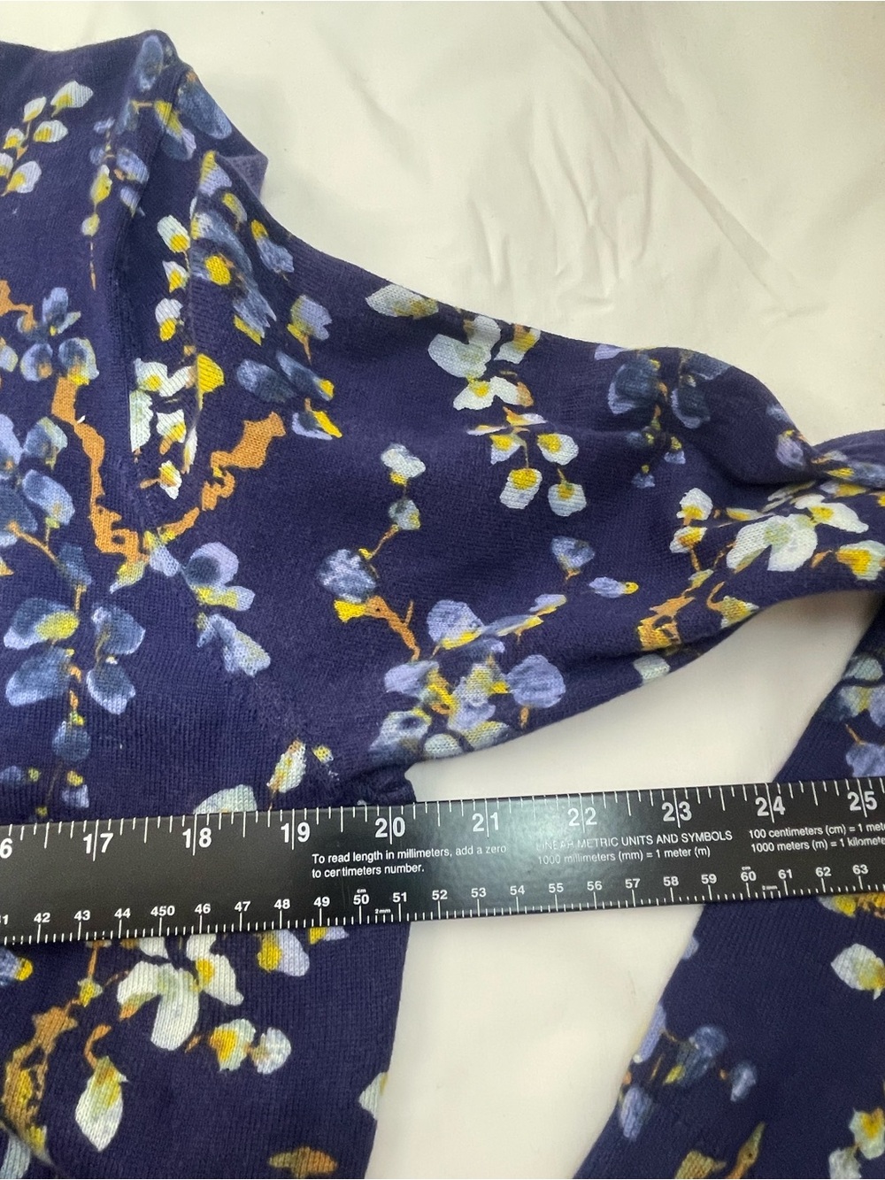 Land's End Navy Floral Button Cardigan Women’s Size Large - Picture 5 of 7